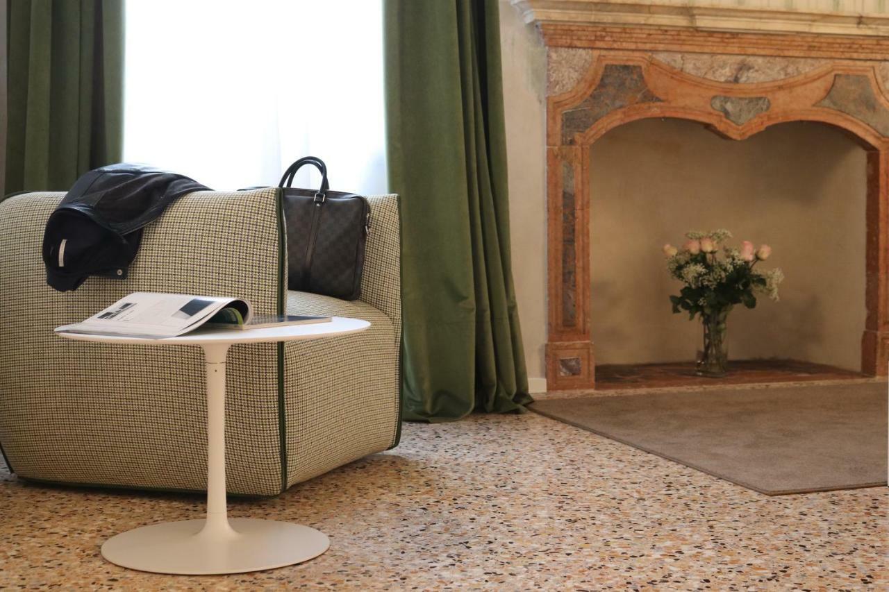 Palazzo Vendramin Costa Apartment Venice Exterior photo