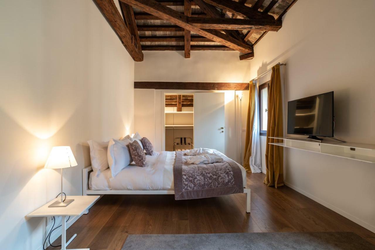 Palazzo Vendramin Costa Apartment Venice Exterior photo