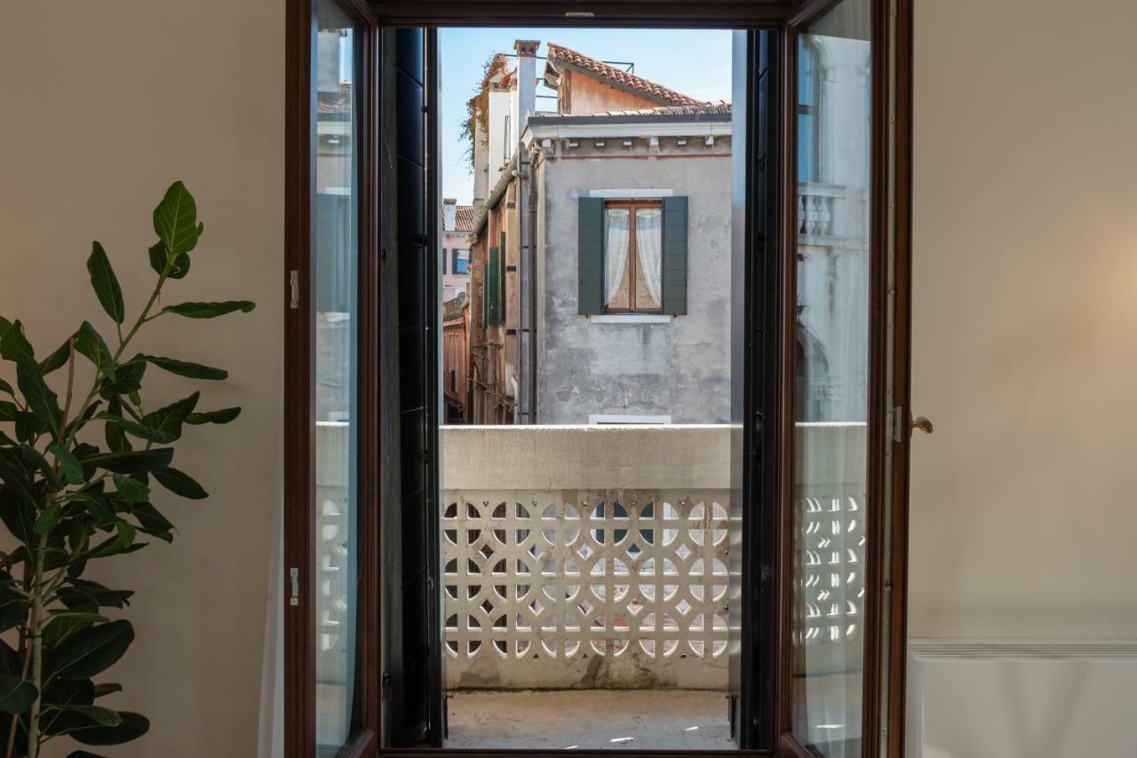 Palazzo Vendramin Costa Apartment Venice Exterior photo