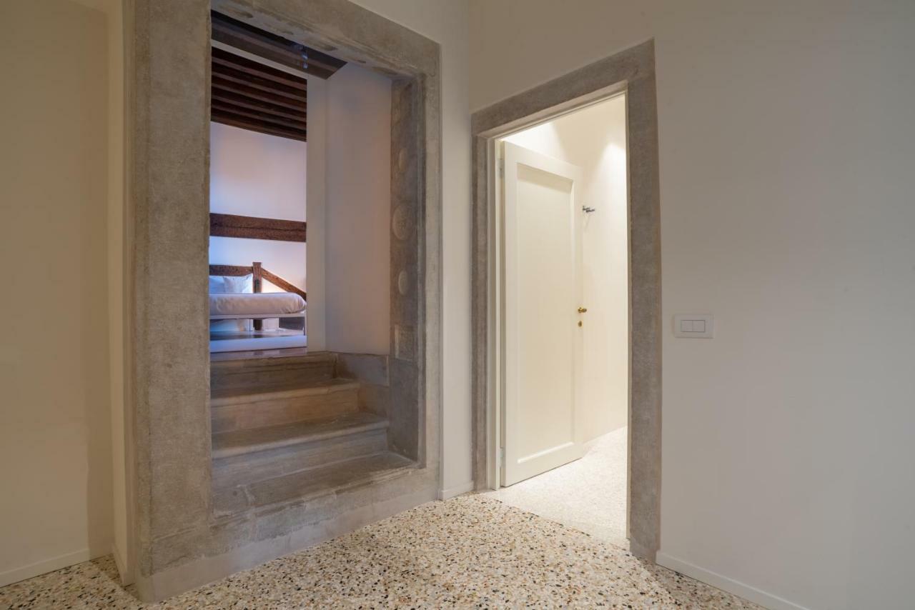 Palazzo Vendramin Costa Apartment Venice Exterior photo