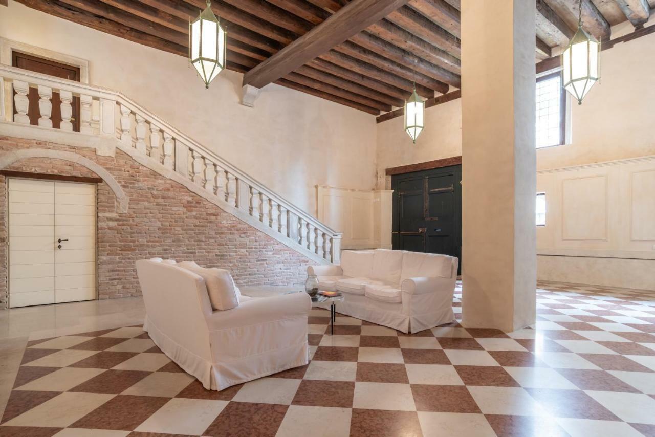 Palazzo Vendramin Costa Apartment Venice Exterior photo