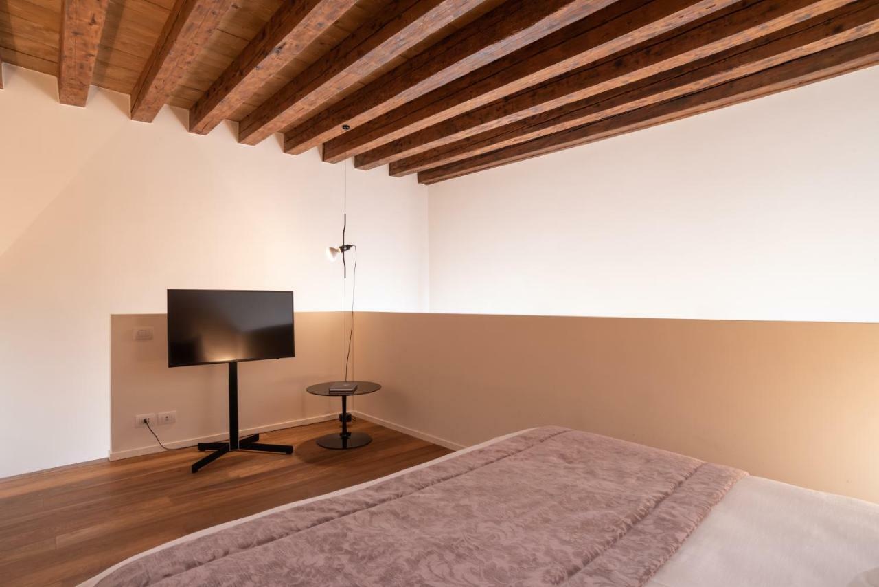 Palazzo Vendramin Costa Apartment Venice Exterior photo